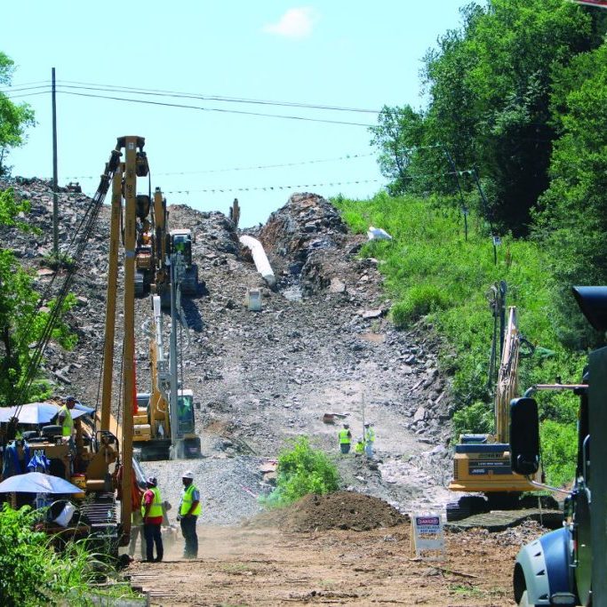 2 pipeline work color